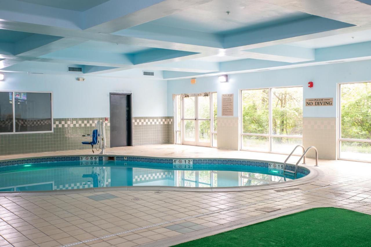 Bliss Point Inn & Suites نيو بوففالو المظهر الخارجي الصورة